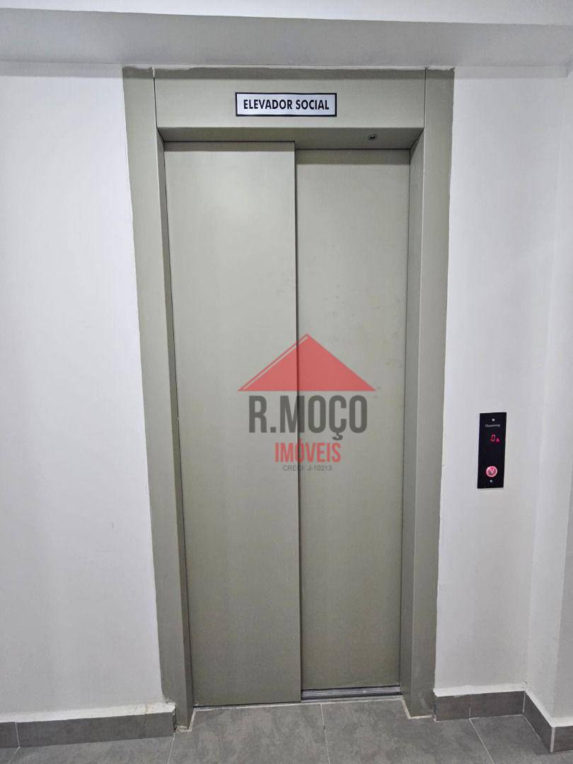 Apartamento para alugar com 2 quartos, 32m² - Foto 38