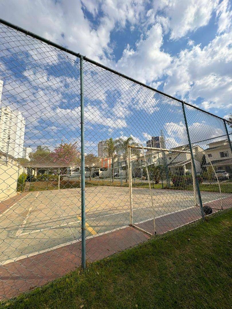 Sobrado à venda e aluguel com 3 quartos, 156m² - Foto 31