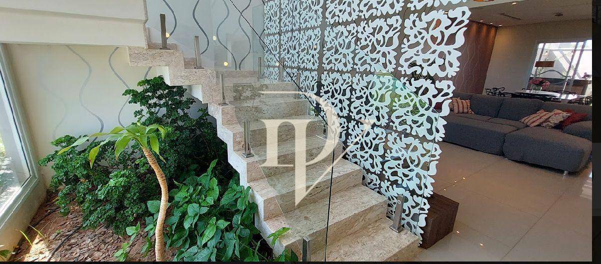 Sobrado à venda com 4 quartos, 252m² - Foto 2