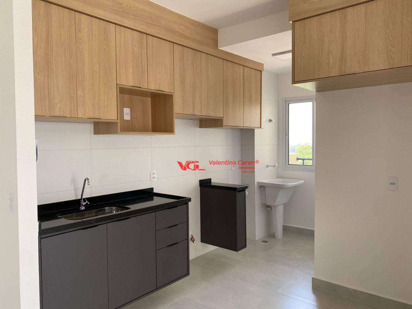 Apartamento para alugar com 3 quartos, 77m² - Foto 3