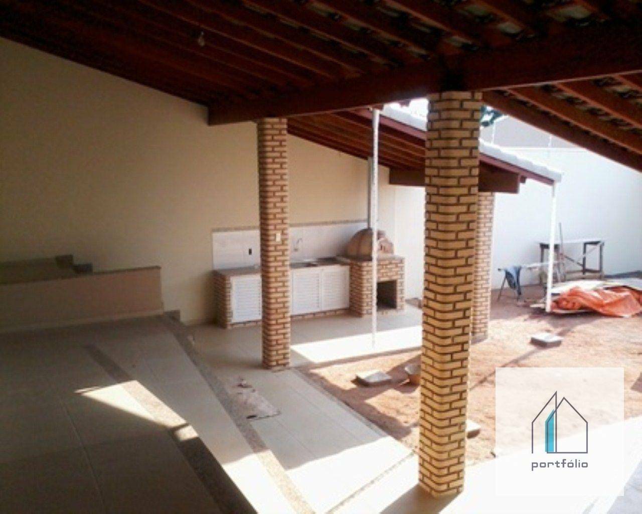 Casa à venda com 3 quartos, 304m² - Foto 15