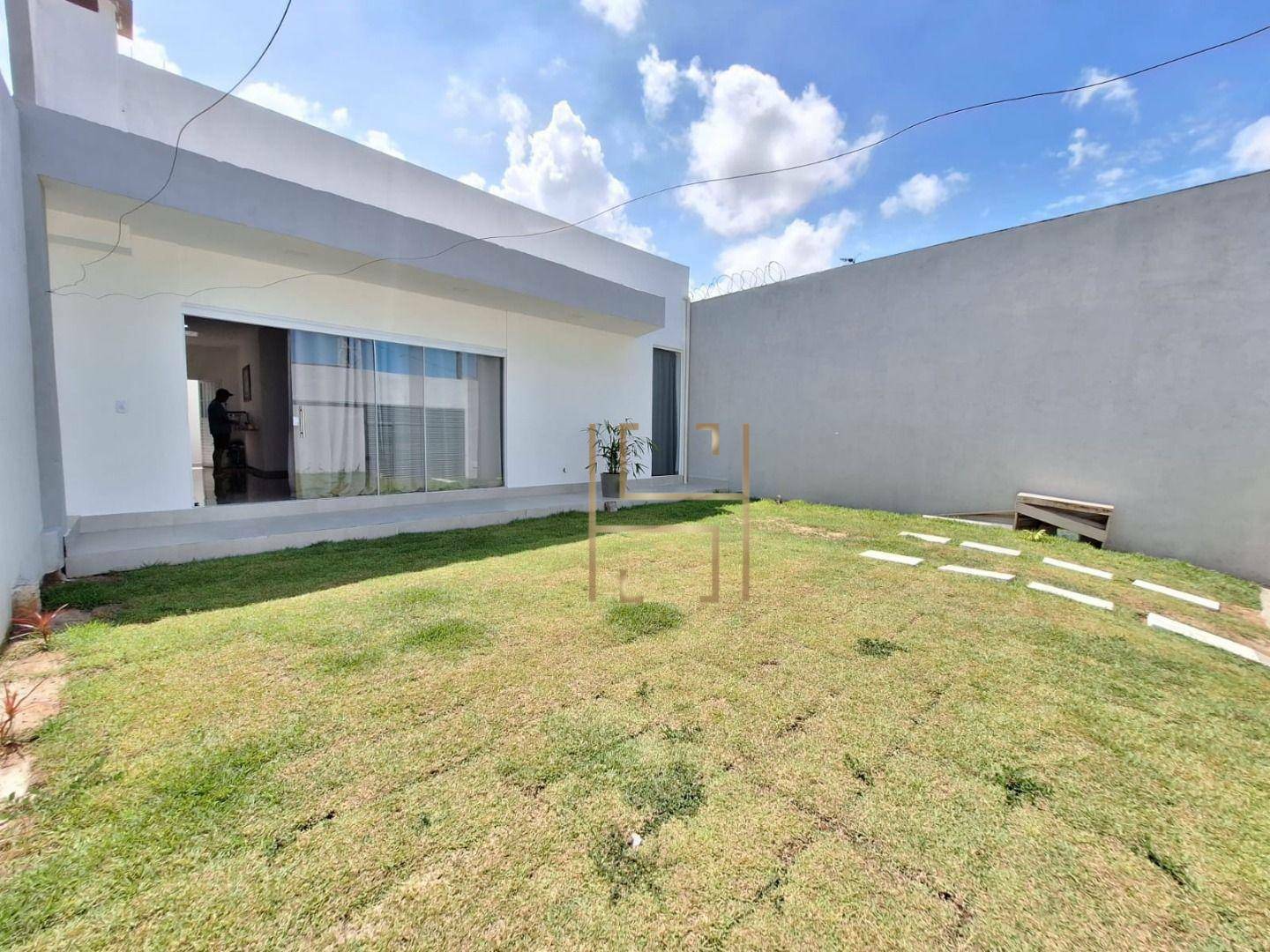 Casa à venda com 2 quartos, 100m² - Foto 11