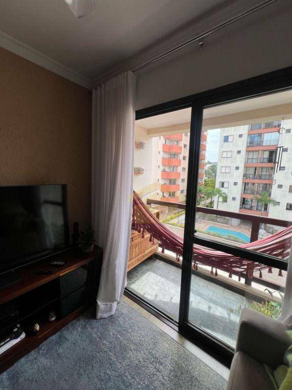 Apartamento à venda com 2 quartos, 63m² - Foto 6