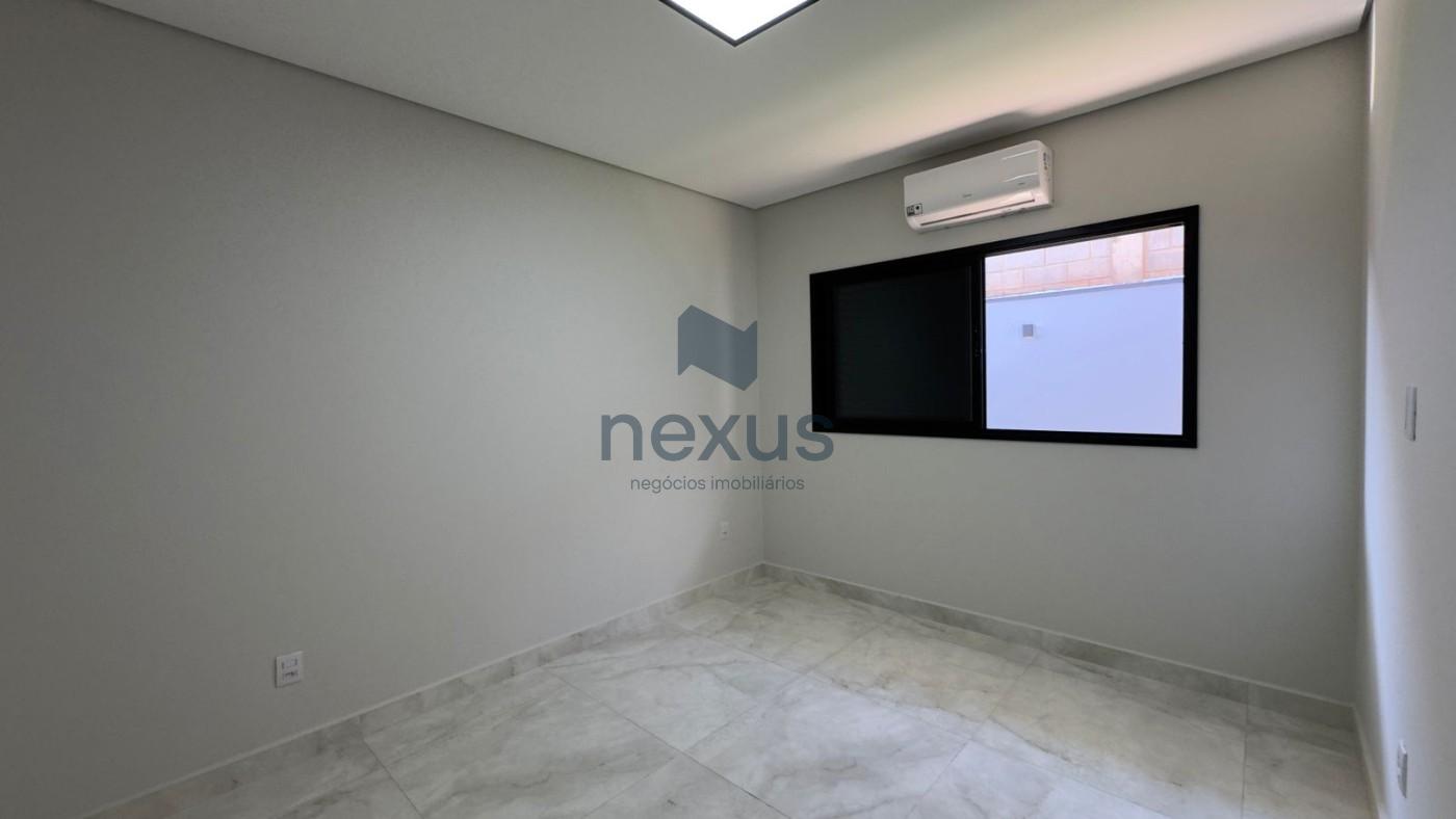 Casa à venda com 3 quartos, 305m² - Foto 15