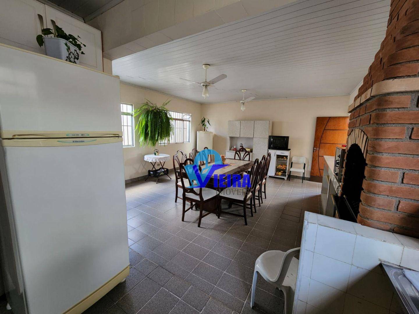 Casa à venda com 4 quartos, 250m² - Foto 43