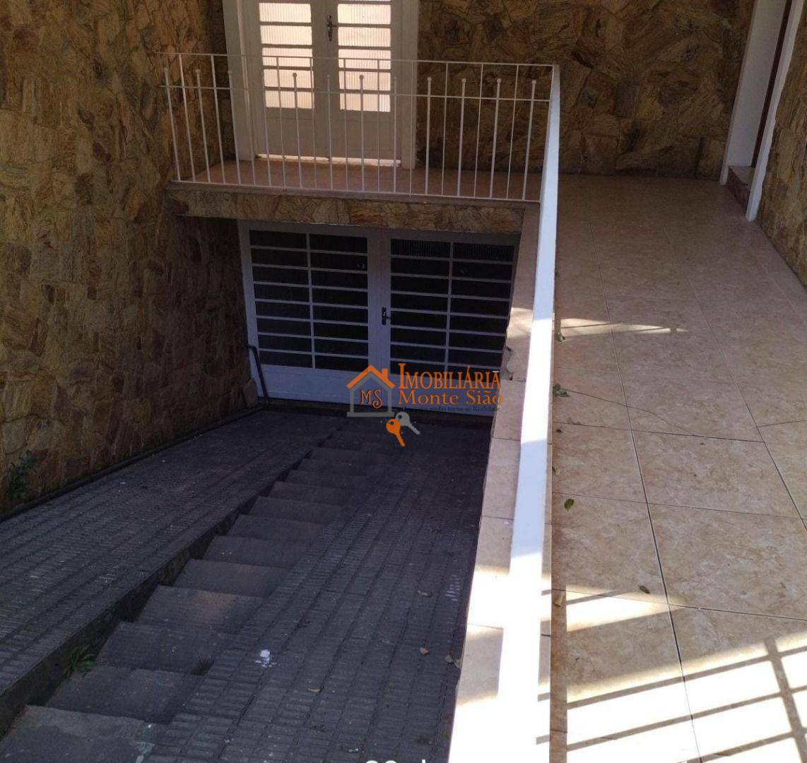 Casa à venda e aluguel com 4 quartos, 380m² - Foto 2