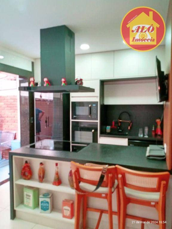 Sobrado à venda com 3 quartos, 220m² - Foto 11