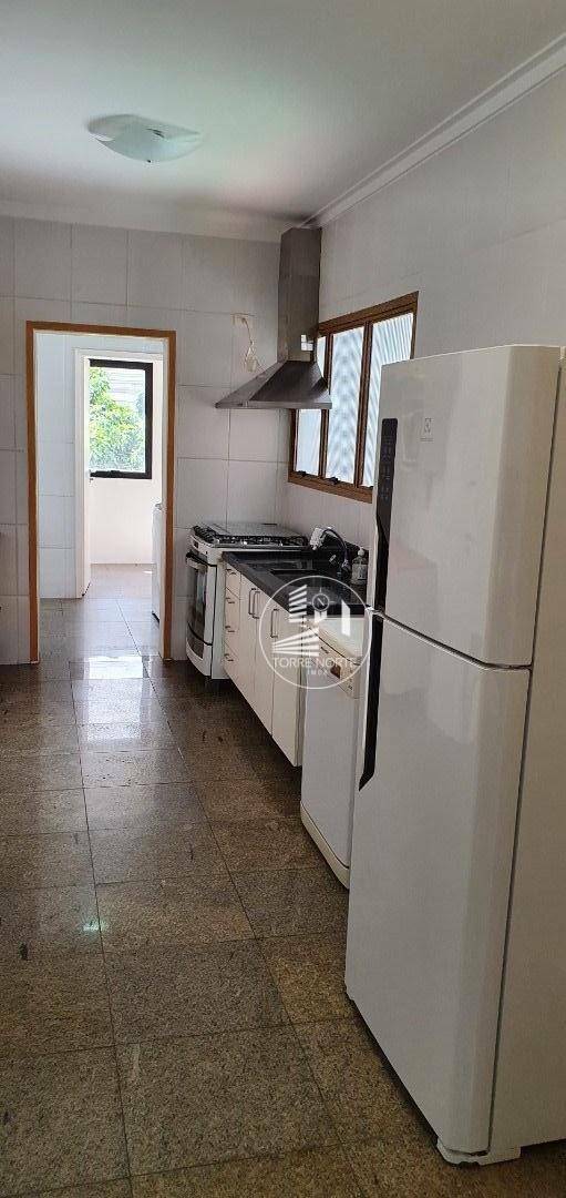 Apartamento para alugar com 4 quartos, 147m² - Foto 5