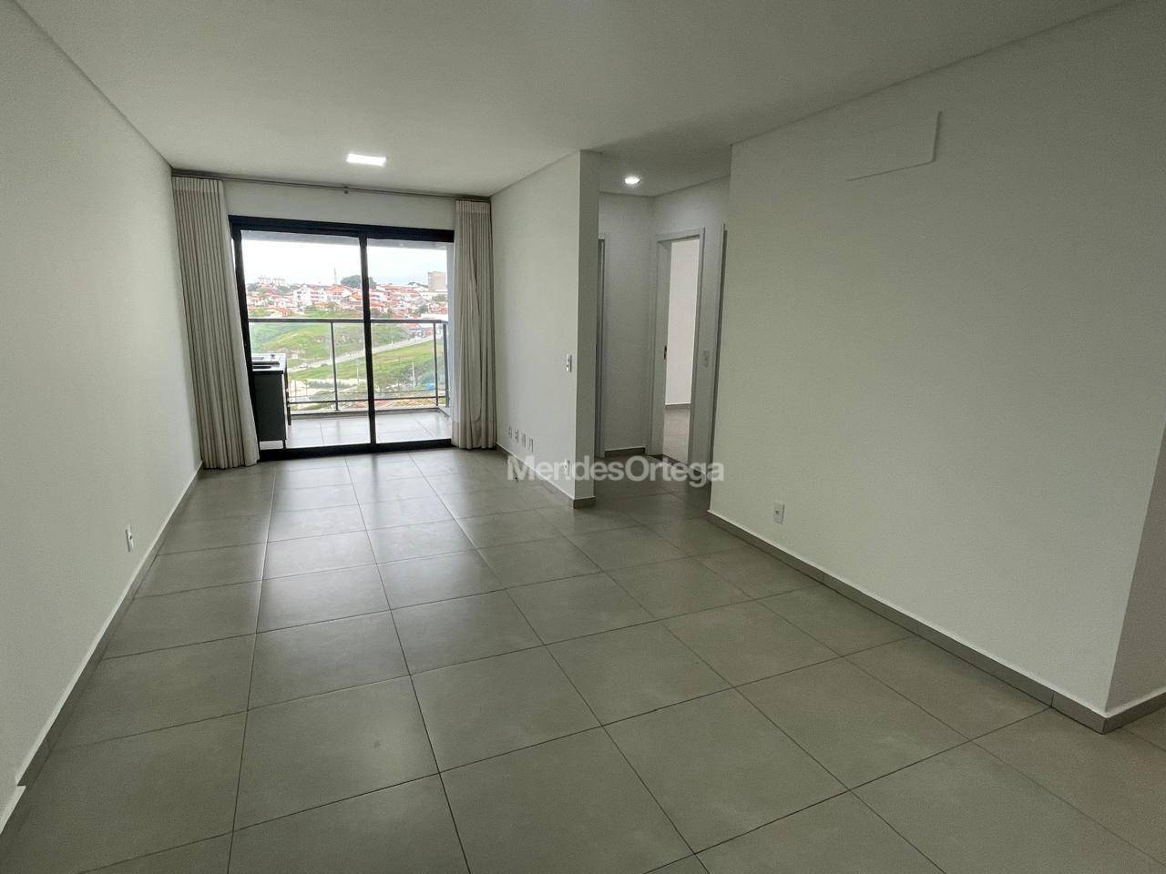 Apartamento para alugar com 2 quartos, 72m² - Foto 3