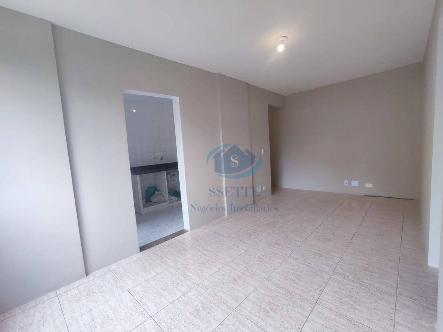 Apartamento para alugar com 2 quartos, 55m² - Foto 4