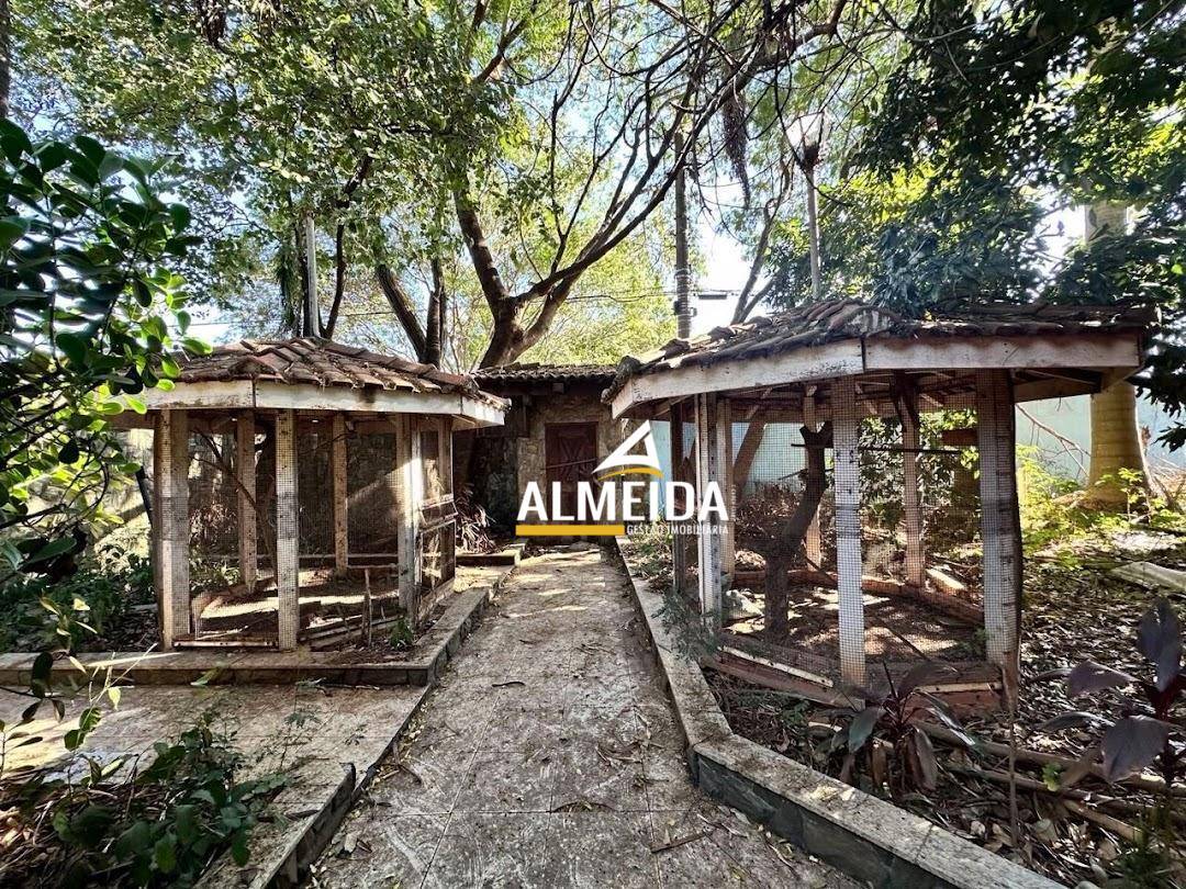 Chácara, 3 quartos, 3618 m² - Foto 1