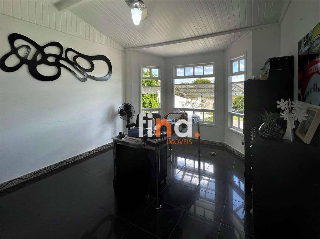 Casa de Condomínio à venda com 4 quartos, 600m² - Foto 13