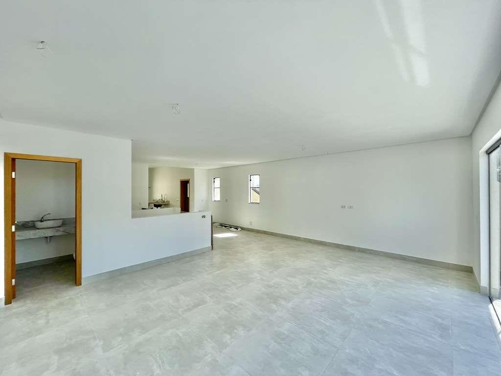 Casa à venda com 3 quartos, 230m² - Foto 18