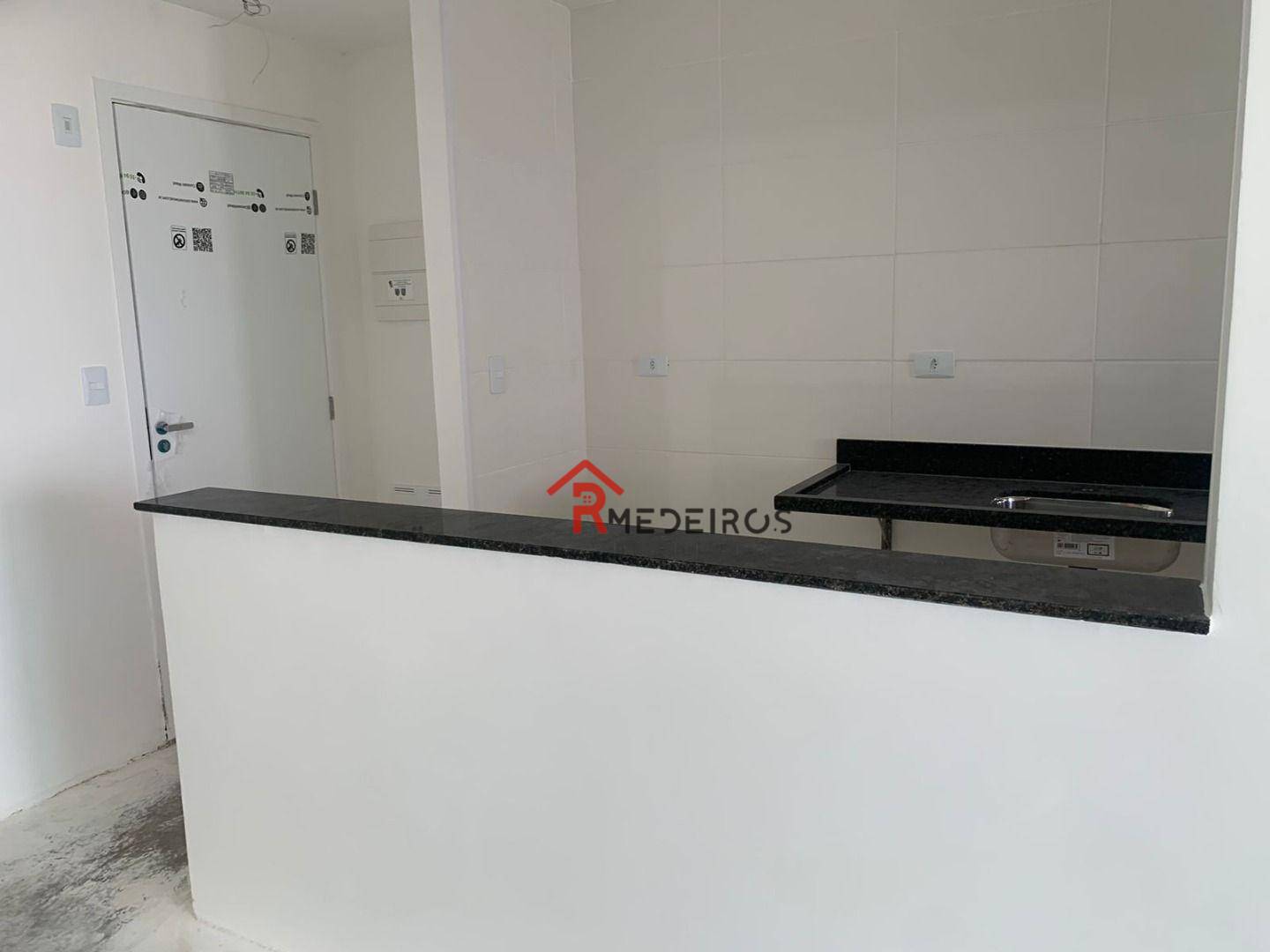 Apartamento à venda com 2 quartos, 70m² - Foto 12