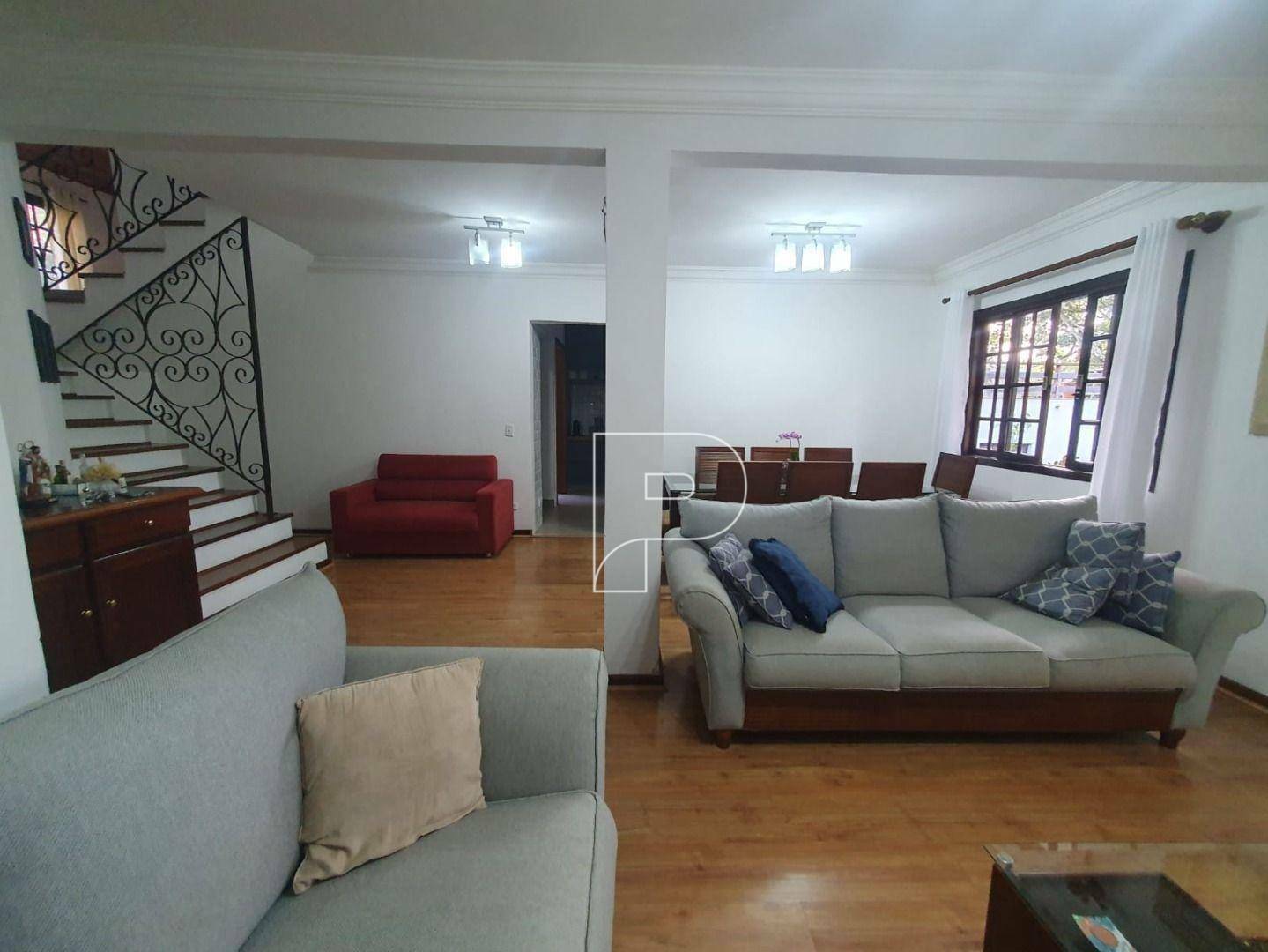 Casa de Condomínio à venda com 3 quartos, 223m² - Foto 4