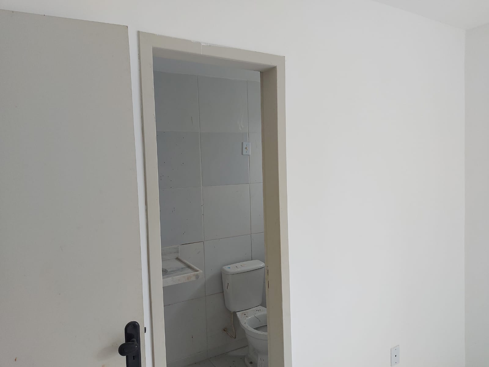 Apartamento à venda com 3 quartos, 75m² - Foto 4