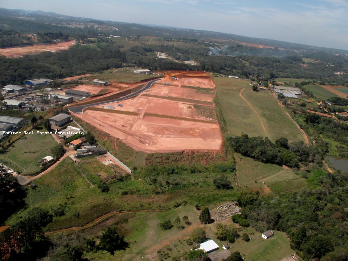 Terreno à venda com 1 quarto, 80000m² - Foto 7