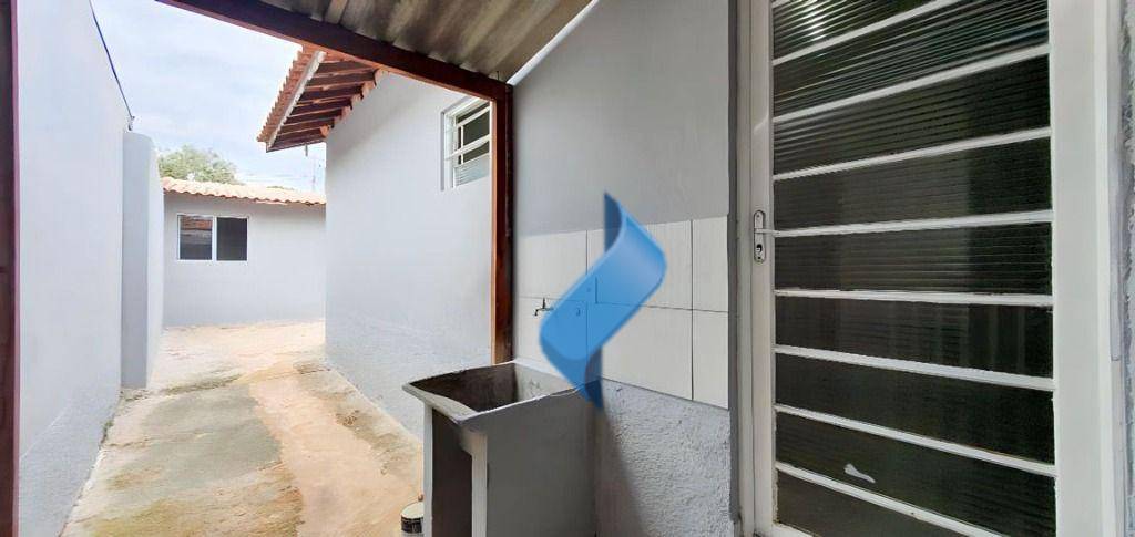 Casa à venda com 2 quartos, 77m² - Foto 9