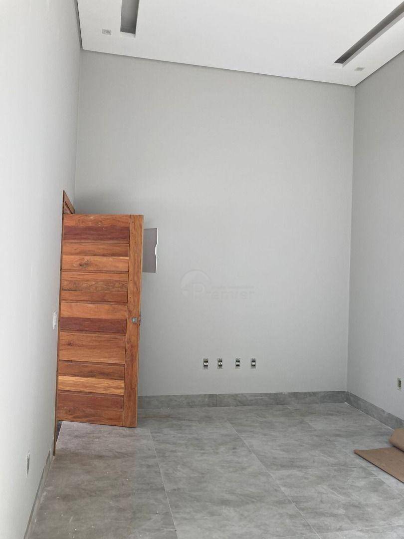 Casa à venda com 3 quartos, 156m² - Foto 4