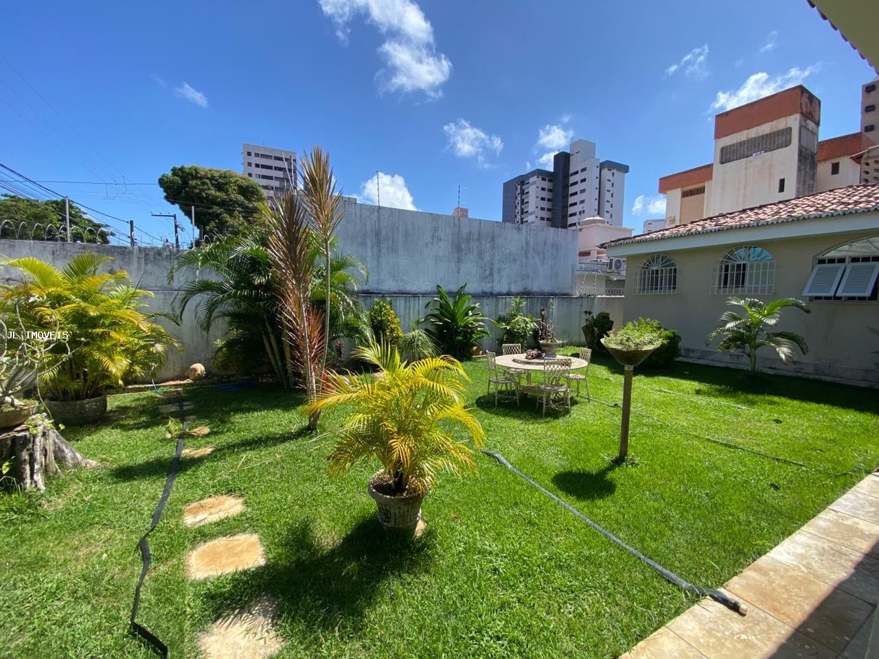 Casa, 4 quartos, 300 m² - Foto 3