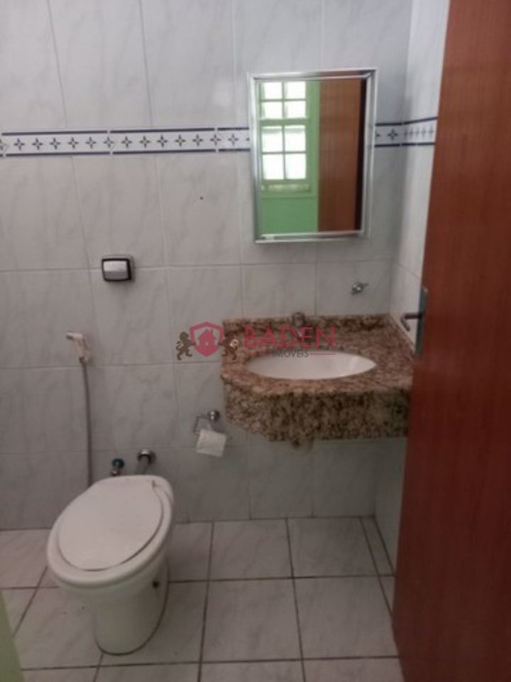 Casa à venda com 3 quartos, 150m² - Foto 6