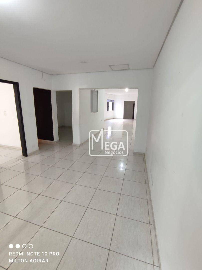 Casa para alugar com 8 quartos, 340m² - Foto 11