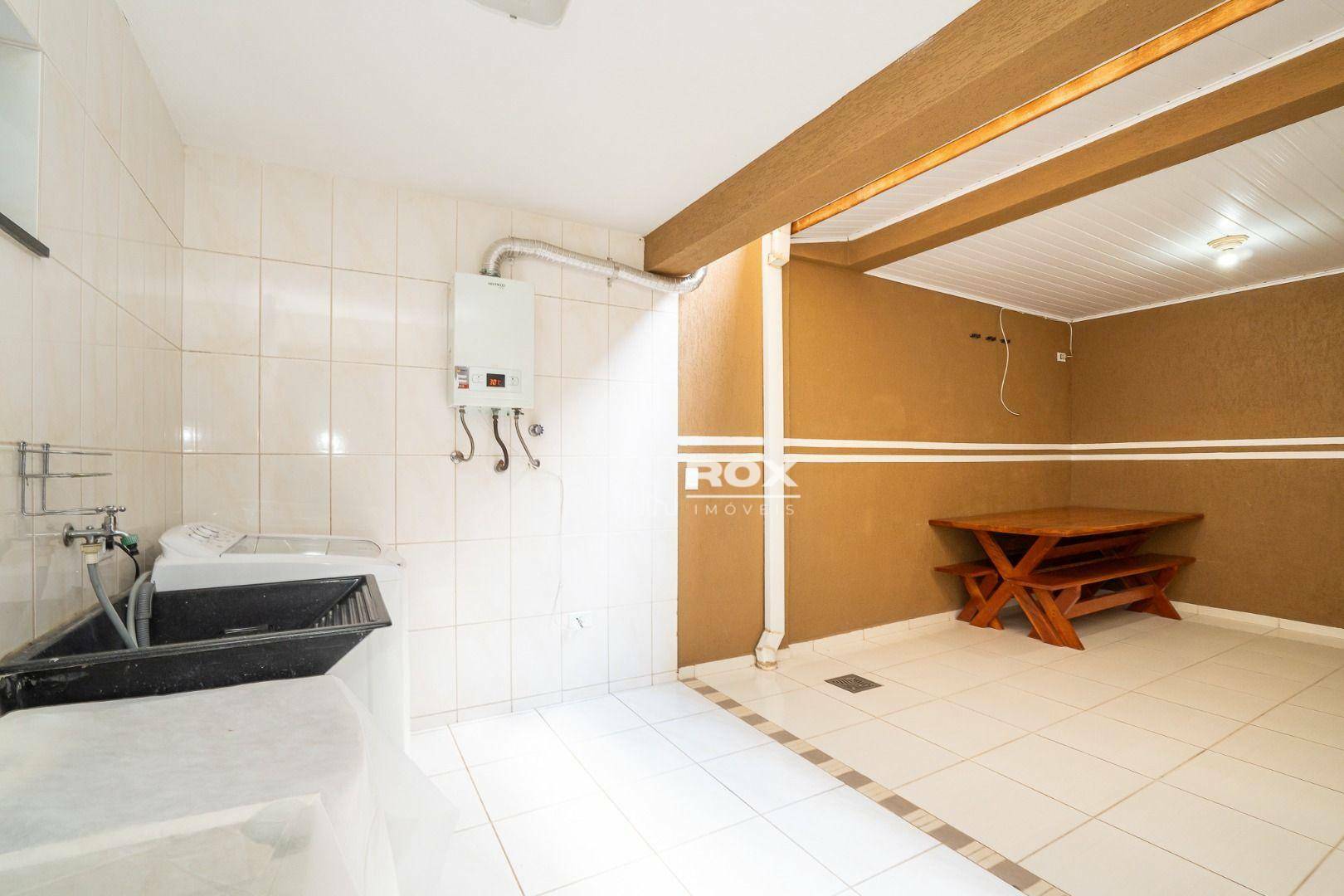 Casa à venda com 3 quartos, 178m² - Foto 13