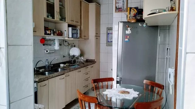 Apartamento à venda com 2 quartos, 76m² - Foto 7