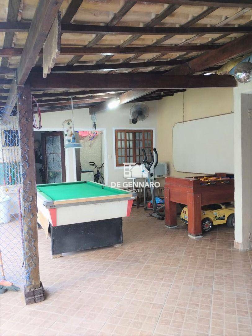 Casa de Condomínio para alugar com 3 quartos, 180m² - Foto 47