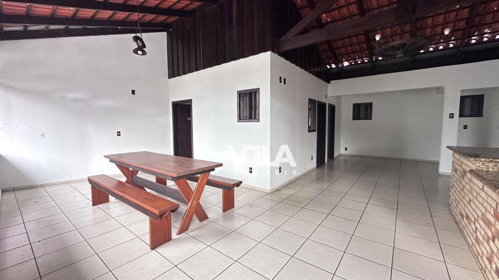 Casa para alugar, 220m² - Foto 12