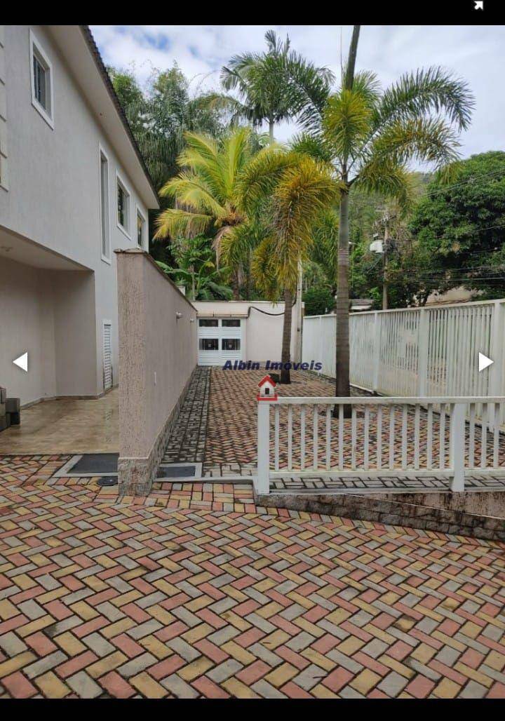 Casa à venda com 3 quartos, 99m² - Foto 7