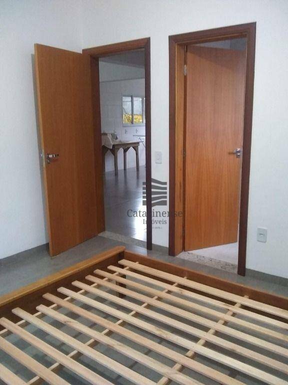 Casa à venda com 2 quartos, 133m² - Foto 25