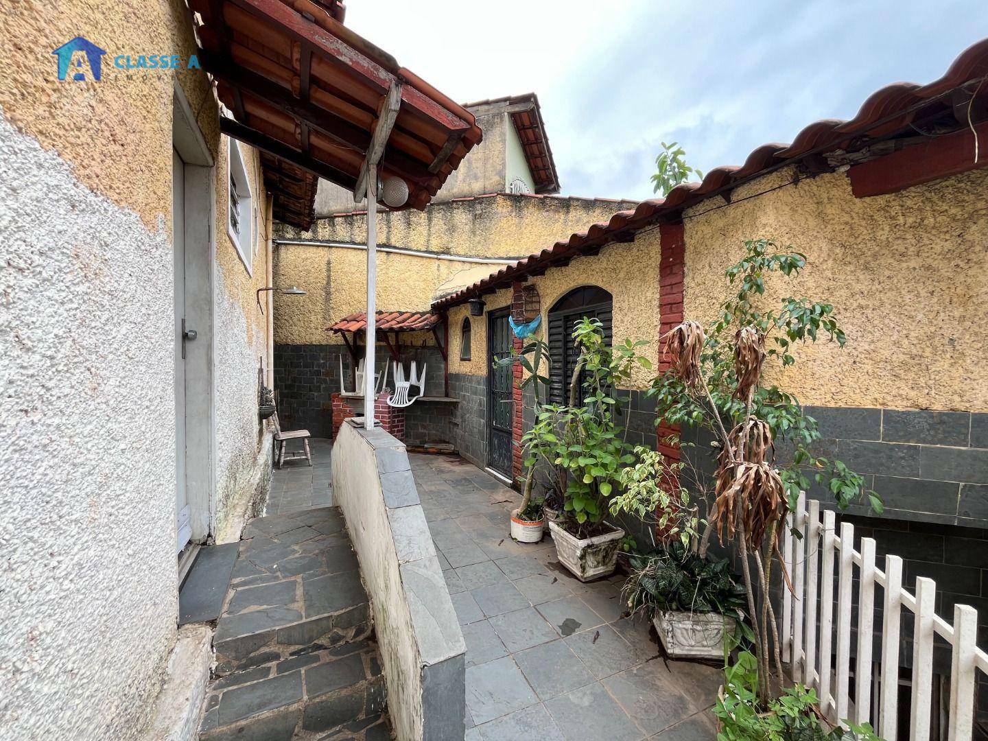 Casa à venda com 3 quartos, 134m² - Foto 17