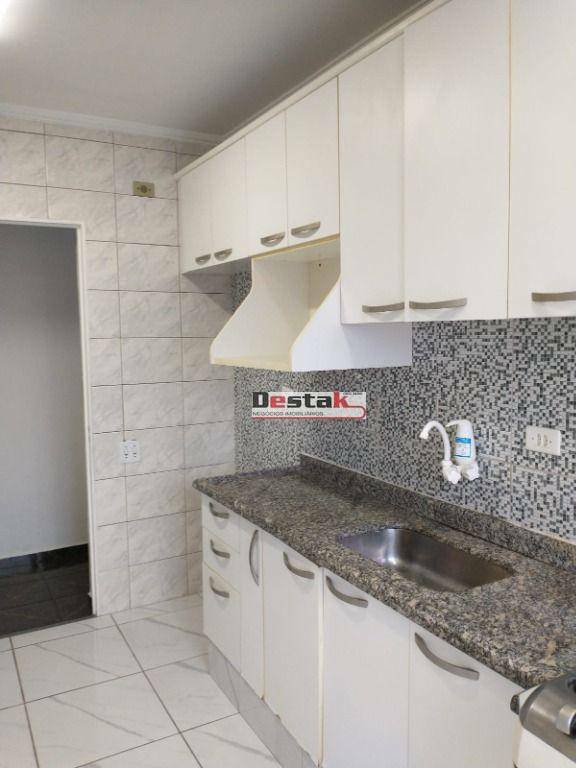 Apartamento à venda com 2 quartos, 90m² - Foto 1