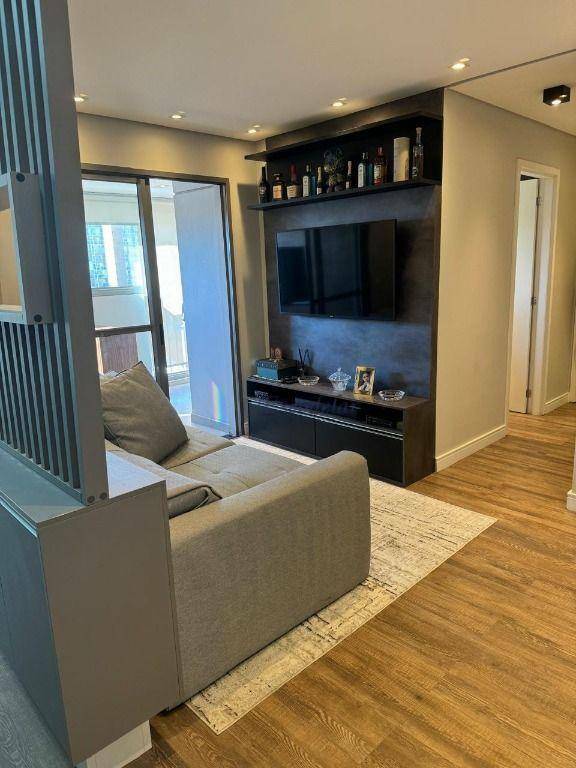 Apartamento à venda com 2 quartos, 67m² - Foto 2