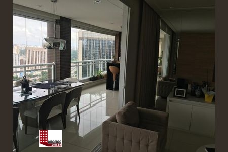 Apartamento à venda com 4 quartos, 171m² - Foto 1