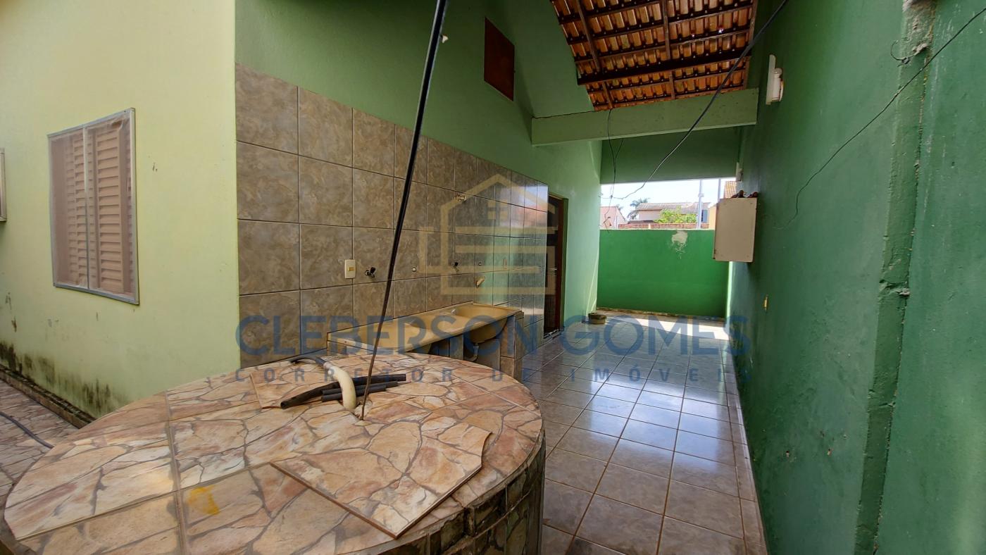 Casa à venda com 3 quartos, 250m² - Foto 13