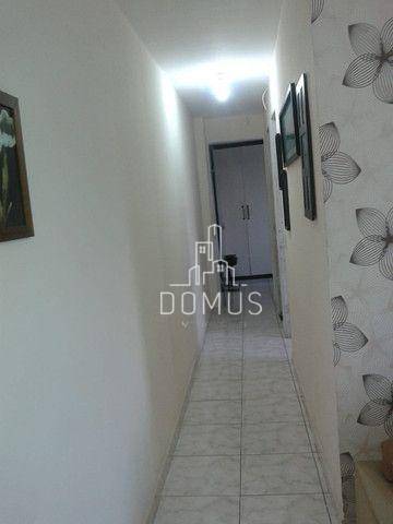 Apartamento à venda com 2 quartos, 61m² - Foto 9