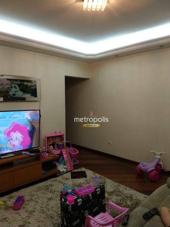 Sobrado à venda com 4 quartos, 230m² - Foto 2