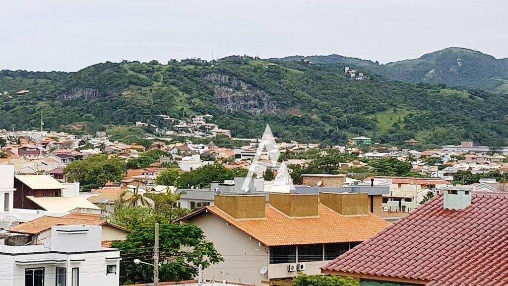 Casa de Condomínio à venda com 3 quartos, 200m² - Foto 5