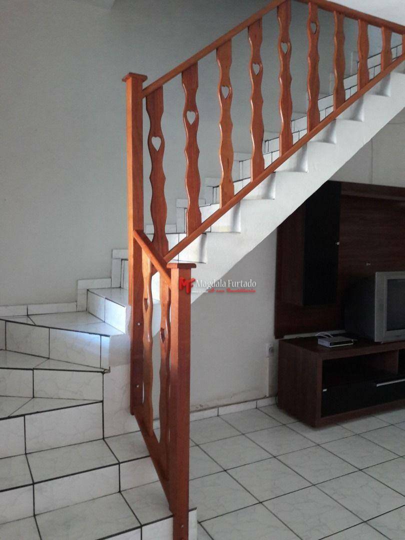 Casa à venda com 2 quartos, 62m² - Foto 13