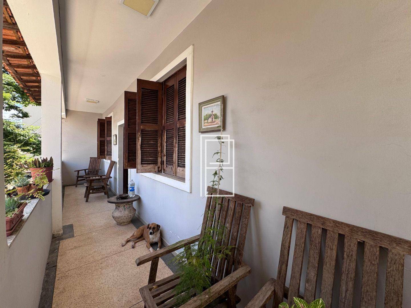 Casa à venda com 5 quartos, 280m² - Foto 17