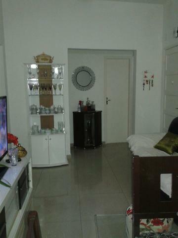 Apartamento à venda com 2 quartos, 65m² - Foto 17