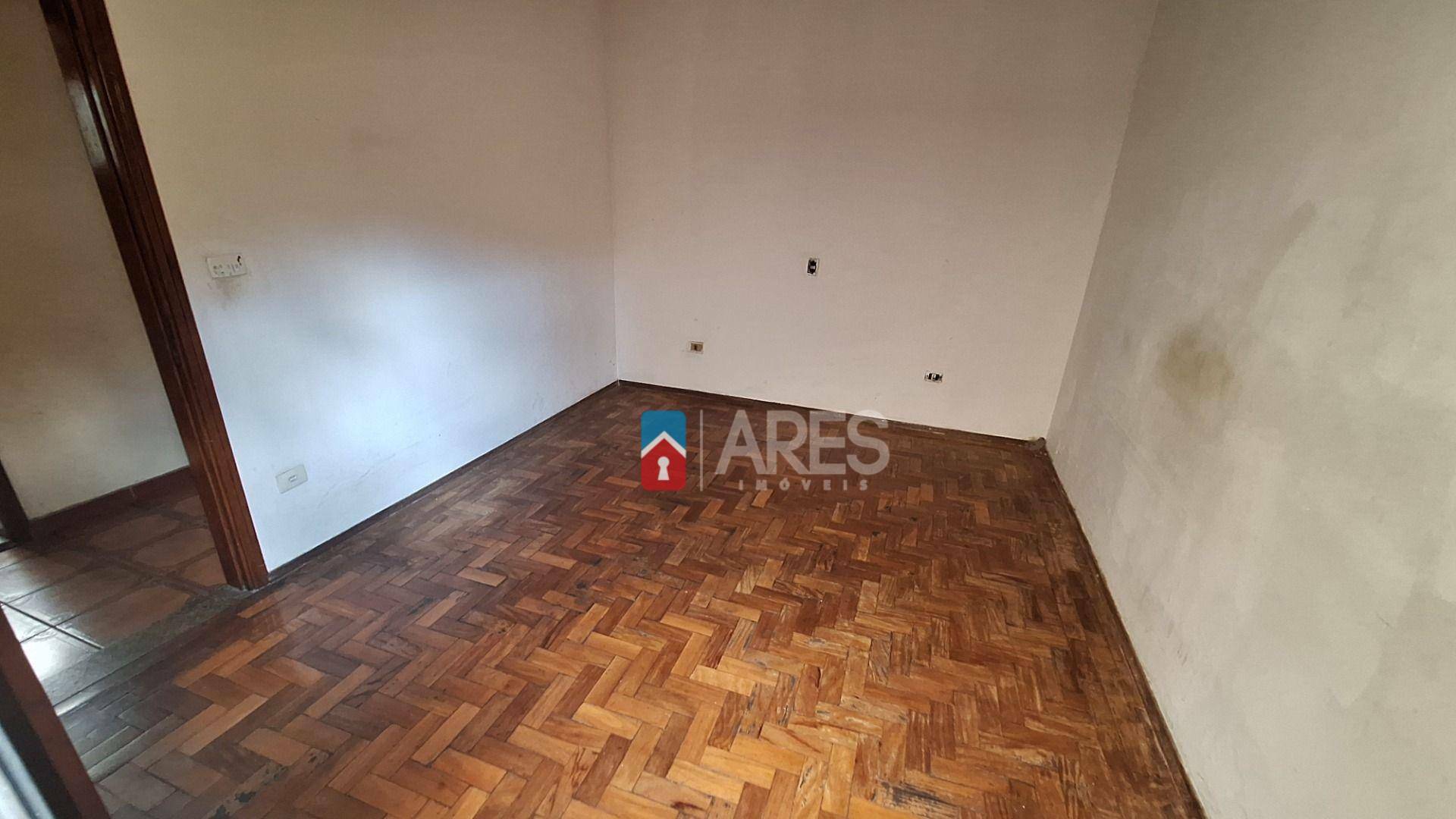 Casa para alugar com 3 quartos, 194m² - Foto 6