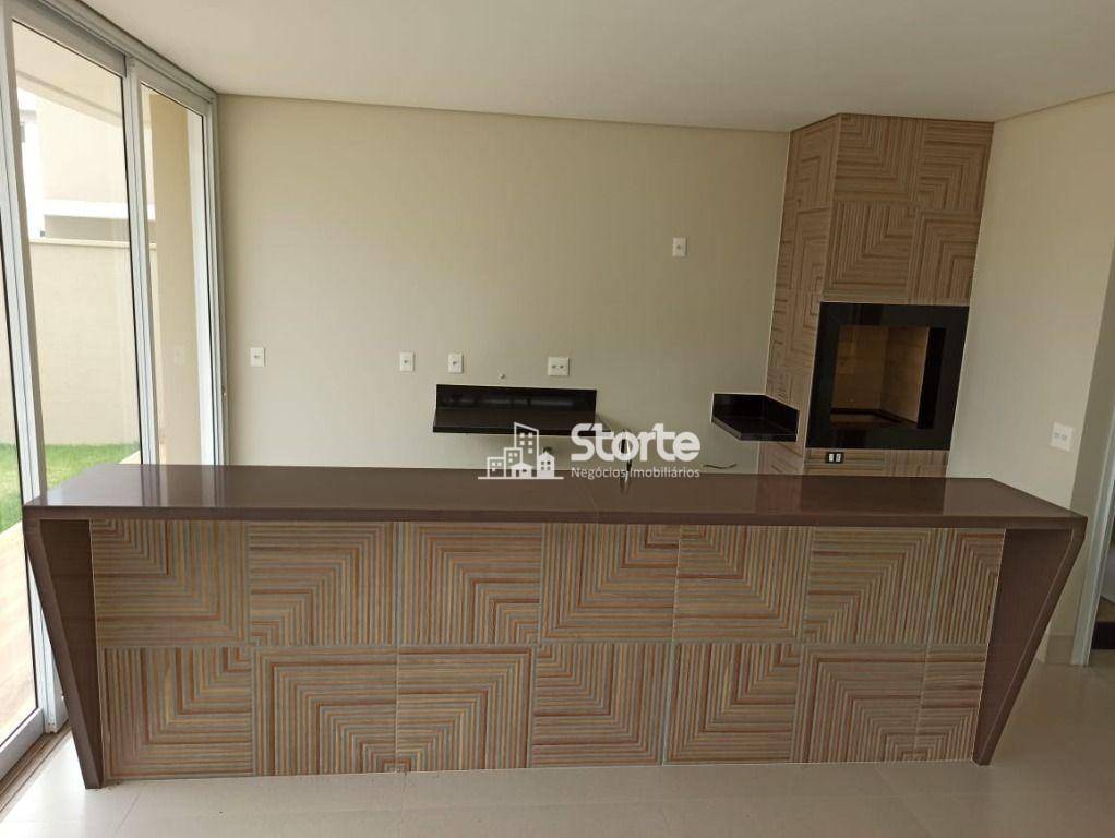 Casa de Condomínio à venda com 4 quartos, 385m² - Foto 18