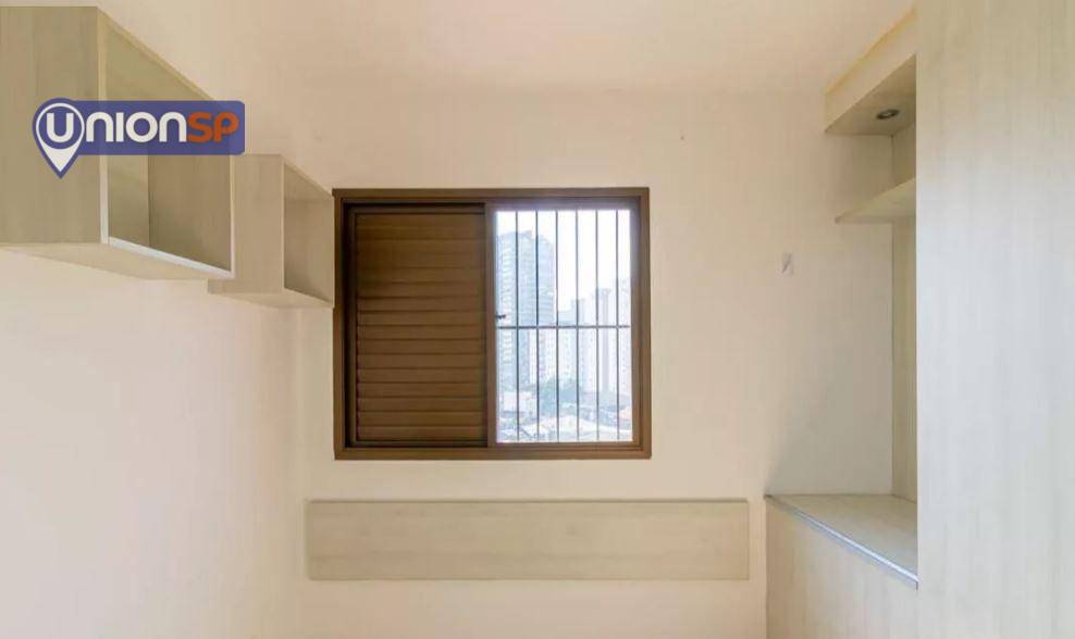 Apartamento à venda com 2 quartos, 67m² - Foto 9