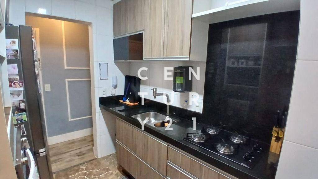 Apartamento à venda com 3 quartos, 95m² - Foto 32