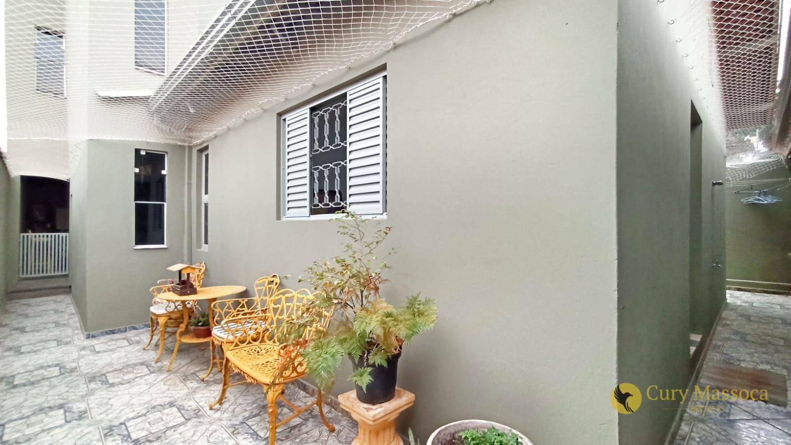 Casa à venda com 4 quartos, 200m² - Foto 22