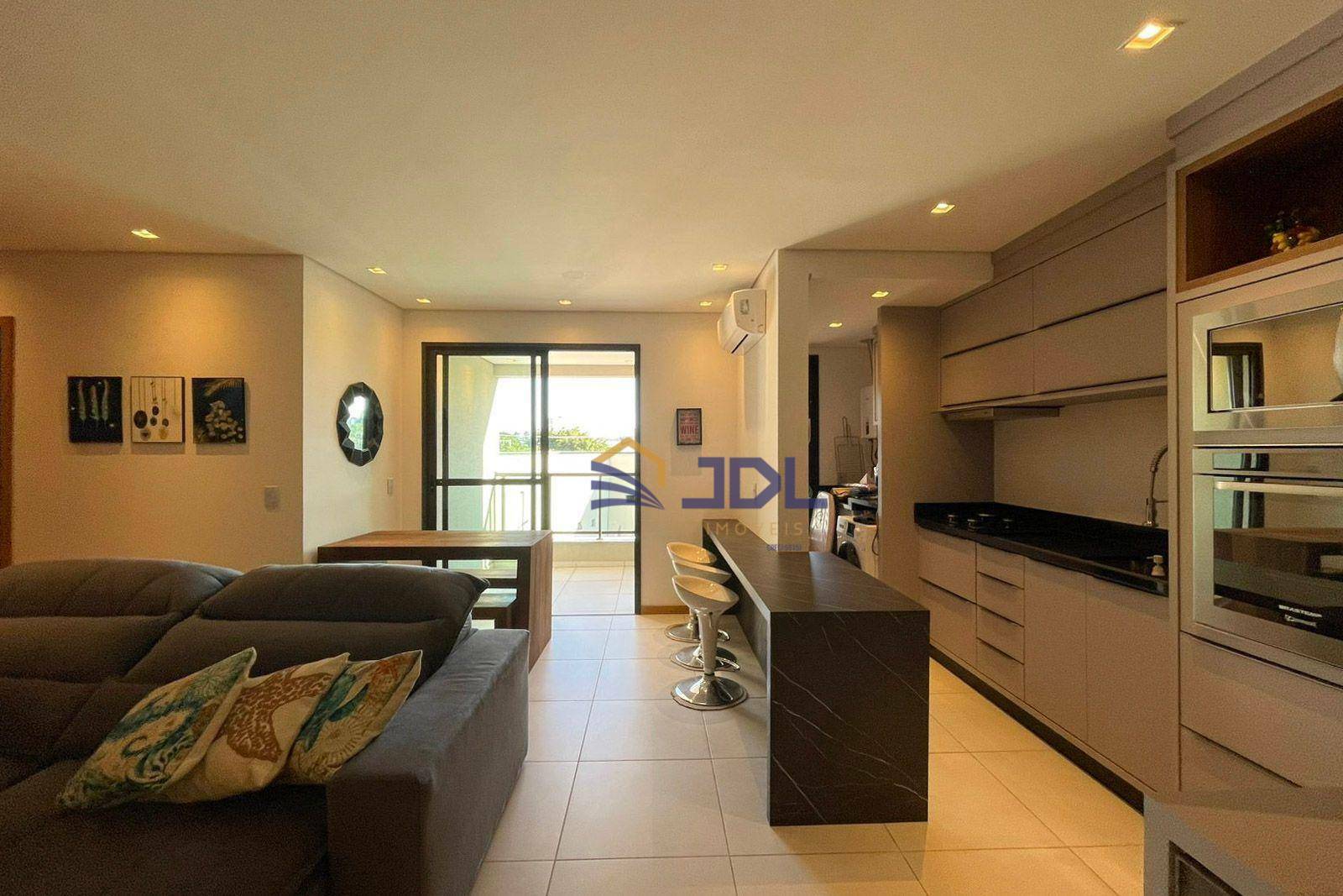 Apartamento à venda com 2 quartos, 78m² - Foto 6