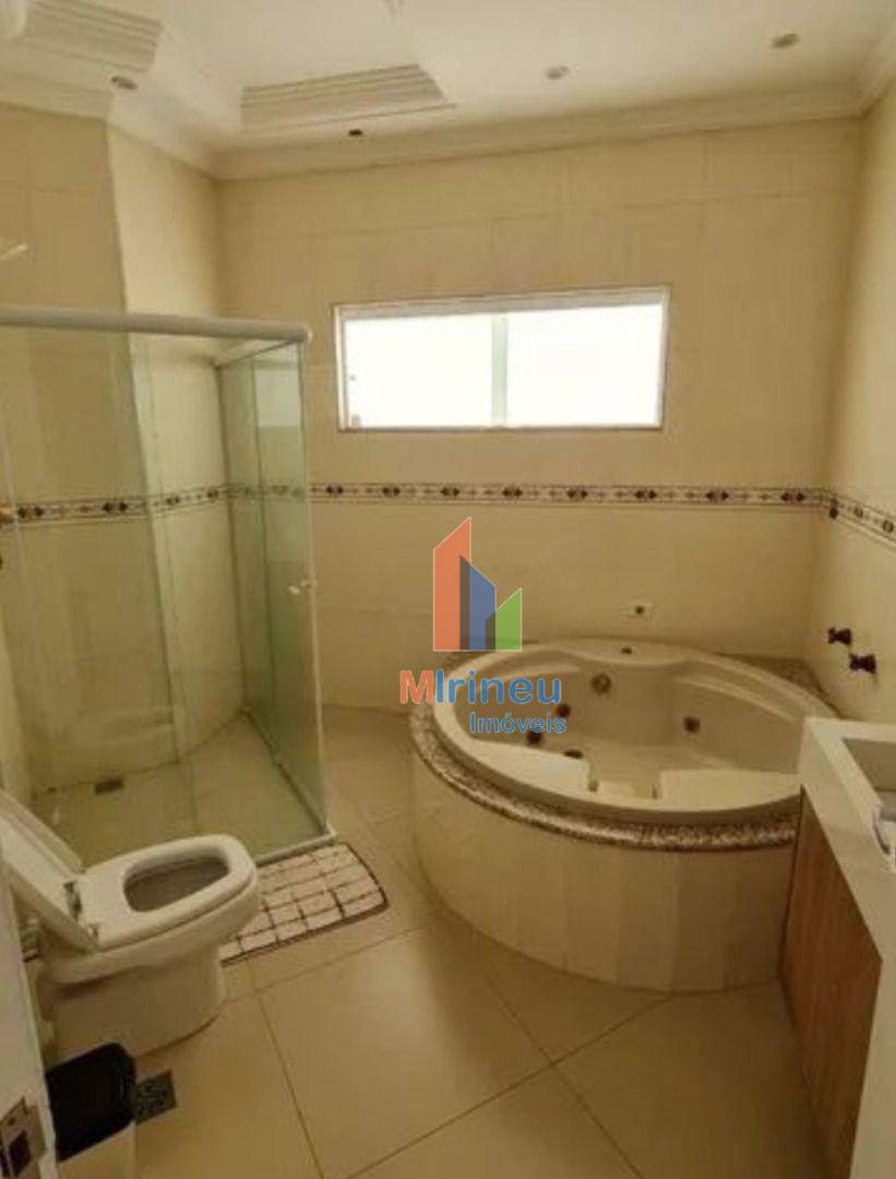 Sobrado à venda com 3 quartos, 175m² - Foto 1